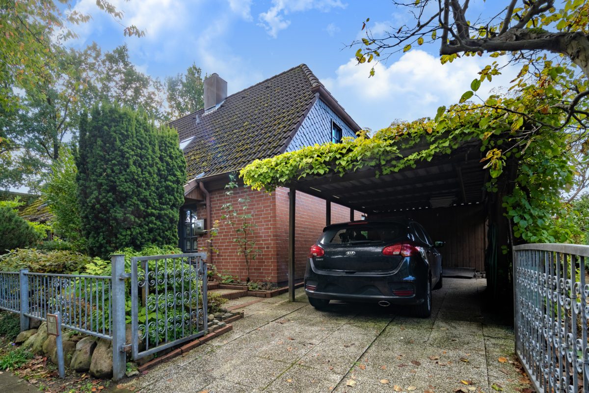 Immobilienangebot - Hamburg / Poppenbüttel - Alle - Familienfreundliches Wohnen mit sonnigem Westgarten und großzügigem Raumangebot