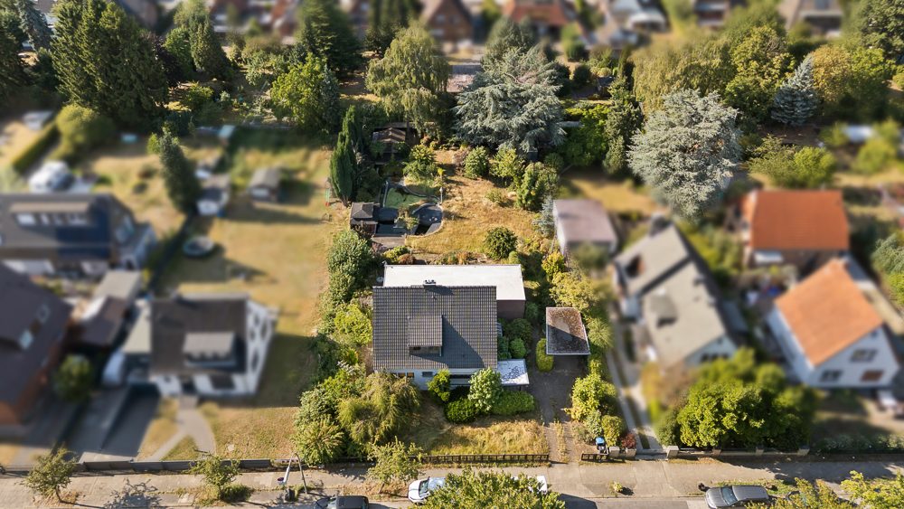 Immobilienangebot - Hamburg / Kirchsteinbek - Alle - Baugrundstück mit Entwicklungspotenzial in gefragter Lage von Kirchsteinbek