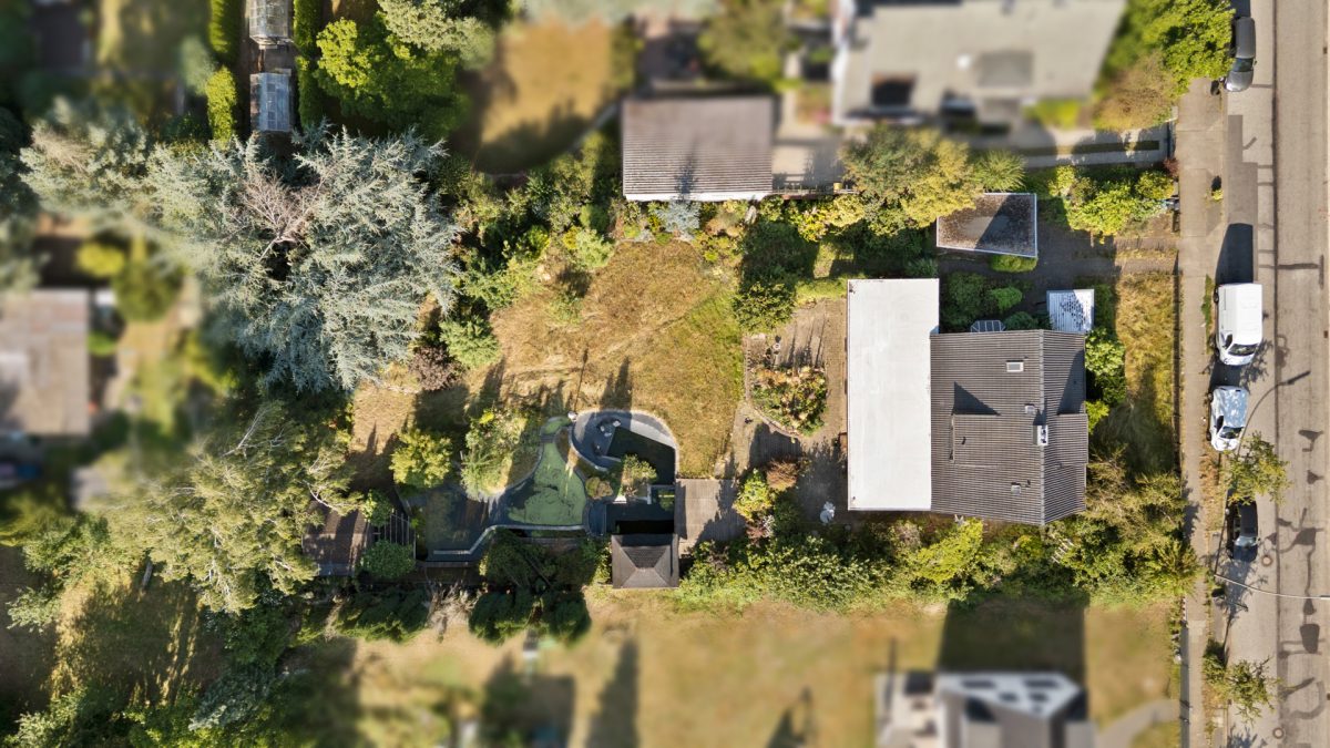 Immobilienangebot - Hamburg / Kirchsteinbek - Alle - Baugrundstück mit Entwicklungspotenzial in gefragter Lage von Kirchsteinbek