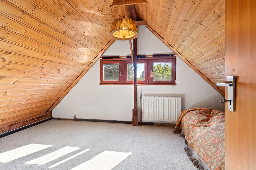 Immobilienangebot - Hamburg / Rahlstedt - Alle - Traumhaftes Einfamilienhaus mit Carport und herrlichem Grundstück in begehrter, rückwärtiger Lage