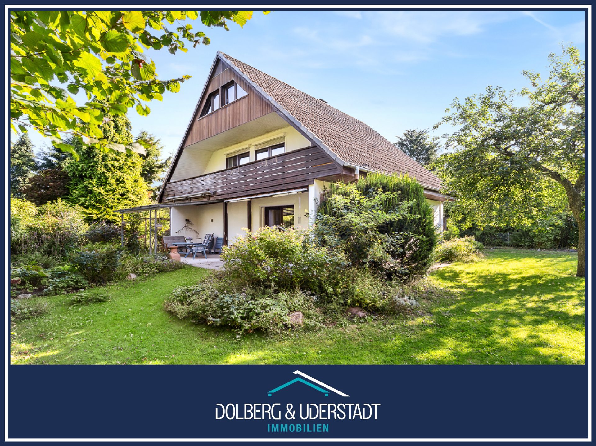 Immobilienangebot - Hamburg / Rahlstedt - Alle - Traumhaftes Einfamilienhaus mit Carport und herrlichem Grundstück in begehrter, rückwärtiger Lage