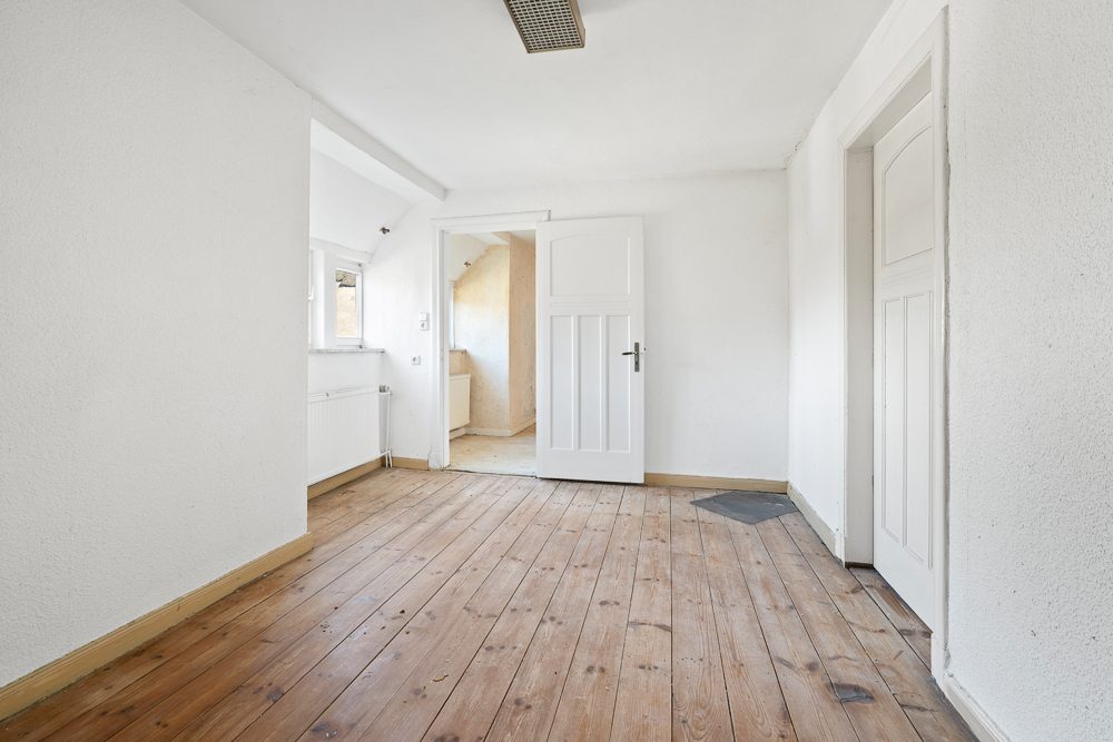 Immobilienangebot - Mustin - Alle - Handwerker aufgepasst: Einfamilienhaus mit viel Gestaltungsspielraum nahe des Ratzeburger Sees!
