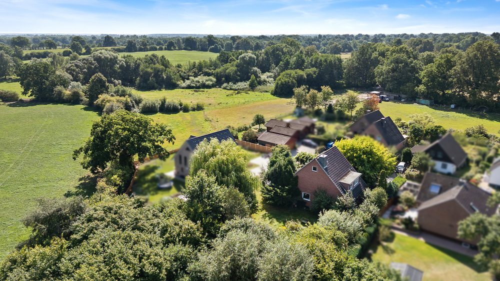 Immobilienangebot - Brunsbek / Papendorf - Alle - Charmantes Einfamilienhaus auf traumhaftem Grundstück in ruhiger Sackgassenlage