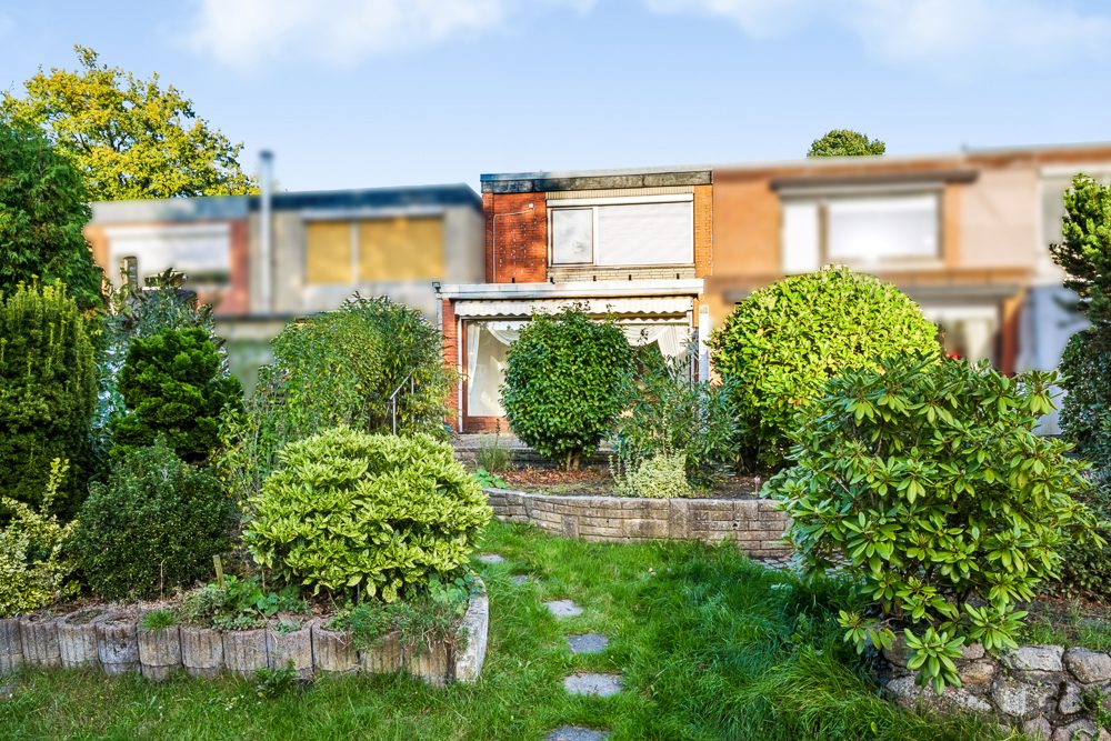 Immobilienangebot - Hamburg / Rahlstedt - Alle - NUR NOCH WARTELISTE !Gepflegtes Mittelreihenhaus mit einer Garage in beliebter Lage von HH-Rahlstedt
