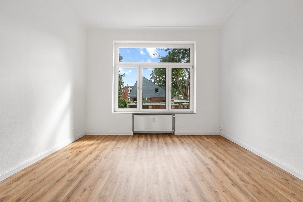 Immobilienangebot - Hamburg / Oldenfelde - Alle - Herrschaftliche Villa in TOP-Zustand mit bis zu 5 Wohneinheiten und 4 Garagen