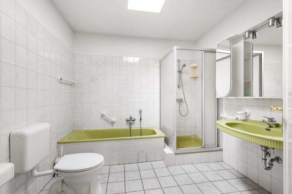 Immobilienangebot - Hamburg/Meiendorf - Alle - Großzügiger Bungalow mit weitläufigem Grundstück und viel Privatsphäre