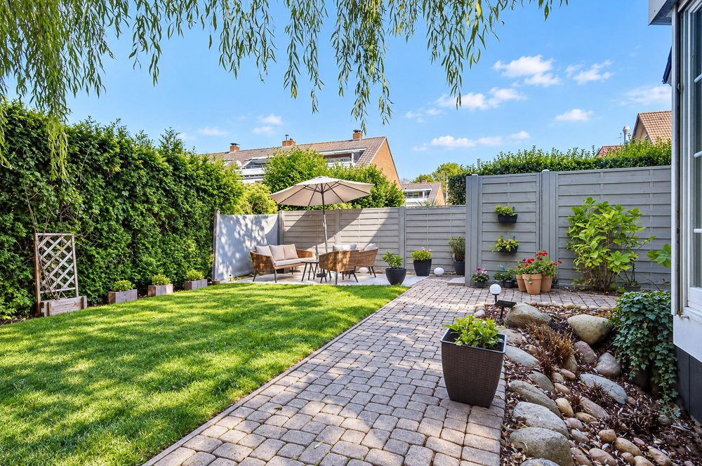 Immobilienangebot - Wedel - Alle - WARTELISTE! Doppelhaushälfte mit viel Licht, großzügigem Platzangebot & schönem Garten in Wedel