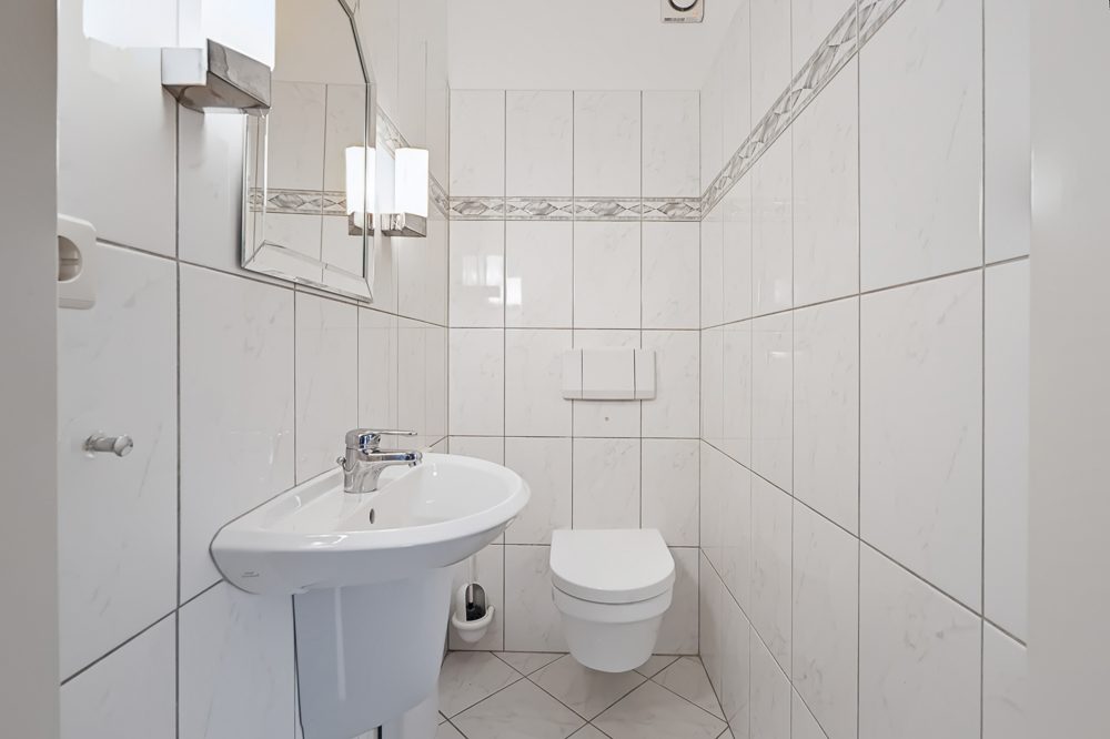 Immobilienangebot - Hamburg / Rahlstedt - Alle - Wohnkomfort in Alt-Rahlstedt - großzügige 3-Zimmer-Wohnung