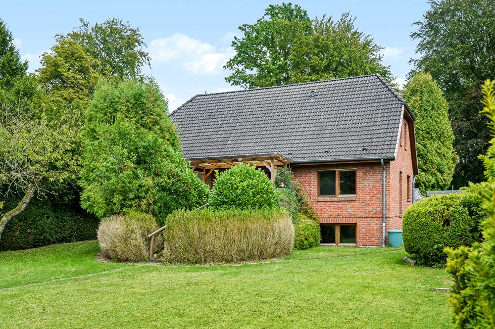 Immobilienangebot - Hamburg / Ohlstedt - Alle - Seltene Gelegenheit! Großes Grundstück mit Doppelhaus und zusätzlichem Baupotenzial