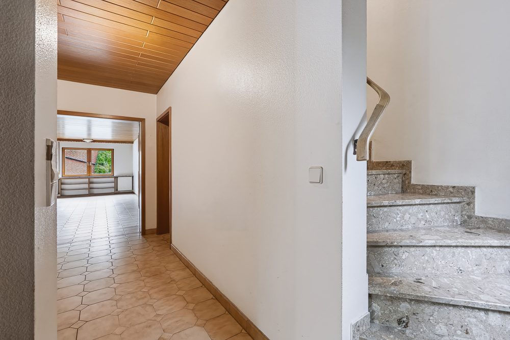 Immobilienangebot - Hamburg / Ohlstedt - Alle - Seltene Gelegenheit! Großes Grundstück mit Doppelhaus und zusätzlichem Baupotenzial