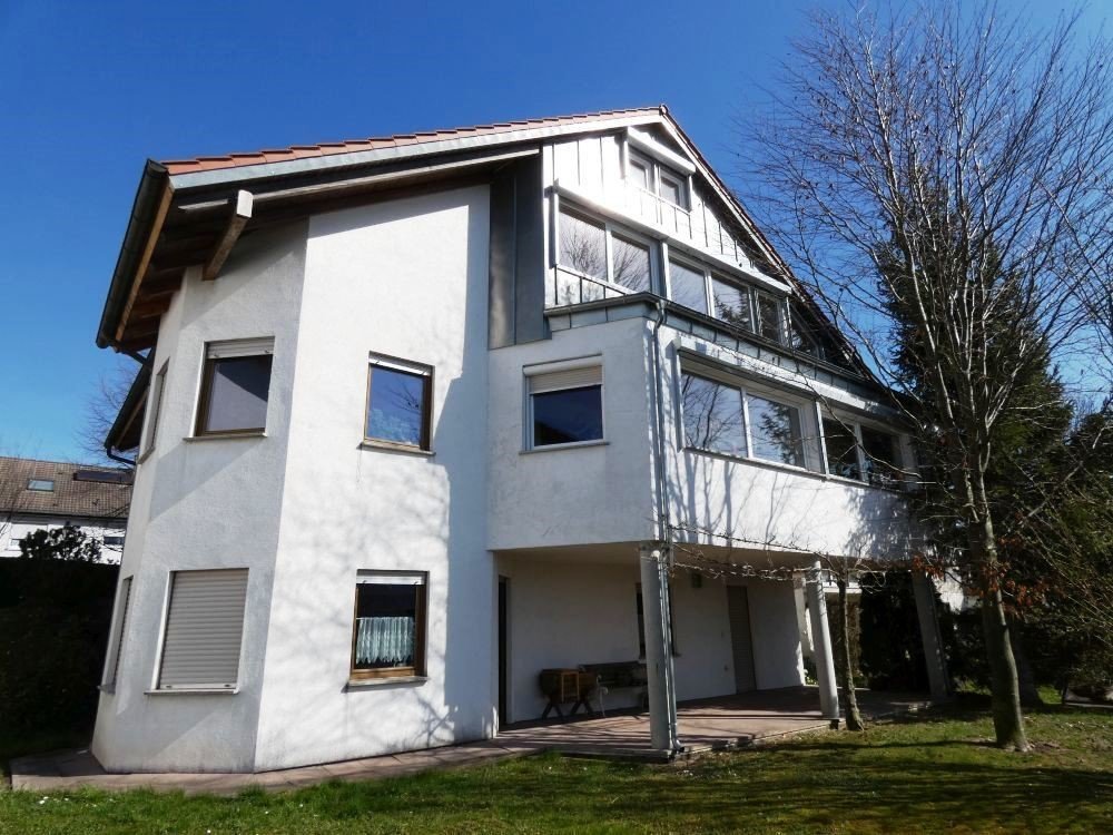 HUST Immobilien GmbH & Co. KG - Immobilienangebot - Bretten - Alle - Geräumiges 3-Familienhaus in Aussichtslage von Bretten