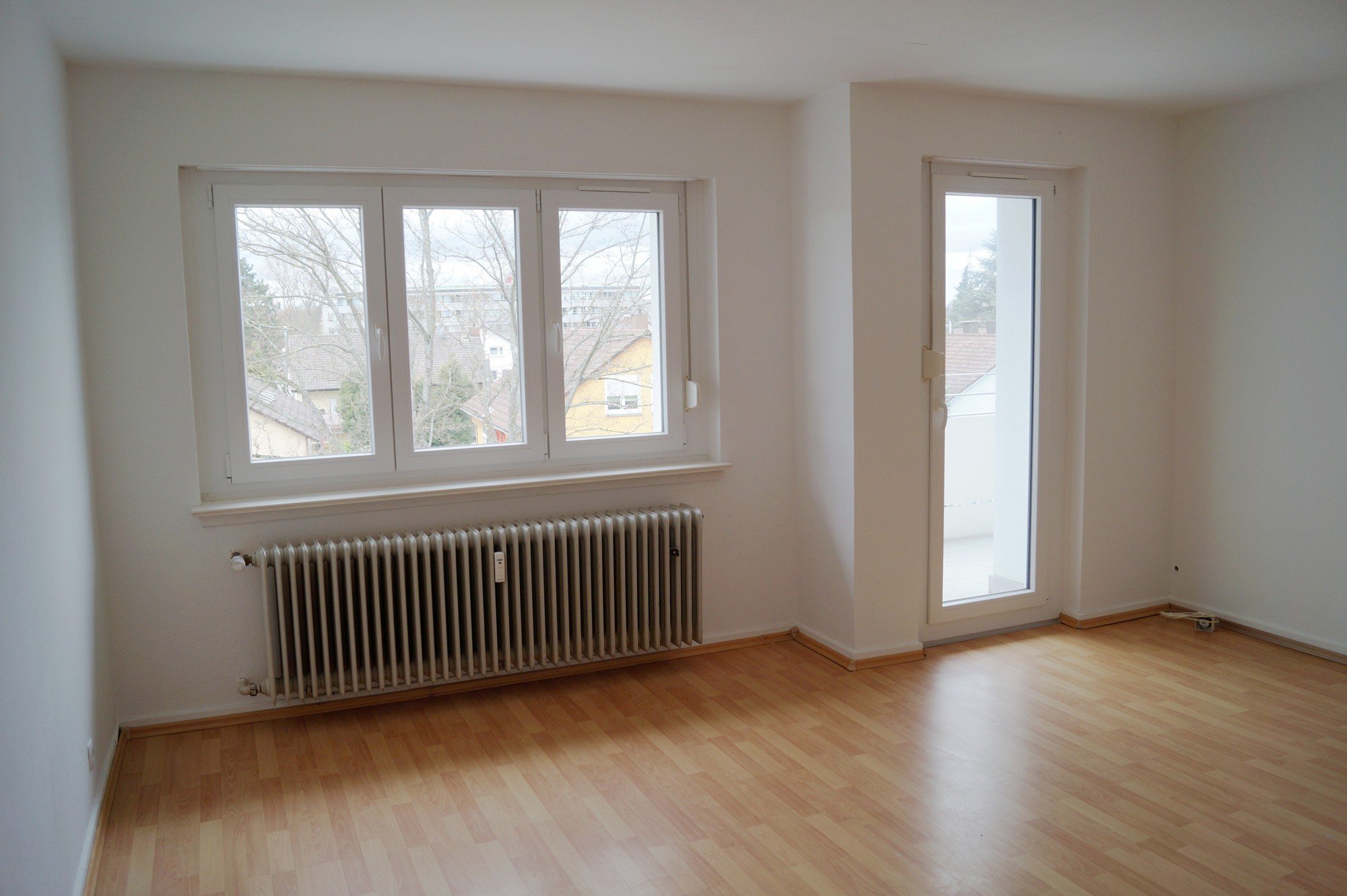 HUST Immobilien GmbH & Co. KG - Immobilienangebot - Karlsruhe - Wohnung - Helle 3-Zimmer-Wohnung mit 2 Balkonen und in KA-Durlach