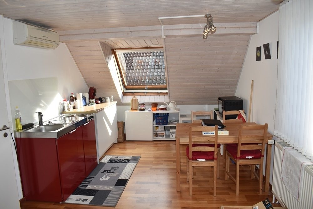 HUST Immobilien GmbH & Co. KG - Immobilienangebot - Ettlingen - Alle - Helle 2-Zimmer-Wohnung mit Kochnische und Bad in Ettlingen-Spessart