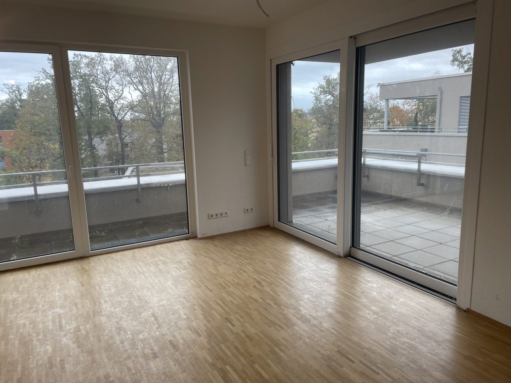 HUST Immobilien GmbH & Co. KG - Immobilienangebot - Karlsruhe - Alle - Luxuriöse Penthousewohnung in Anlage für betreutes Wohnen in Karlsruhe zu vermieten