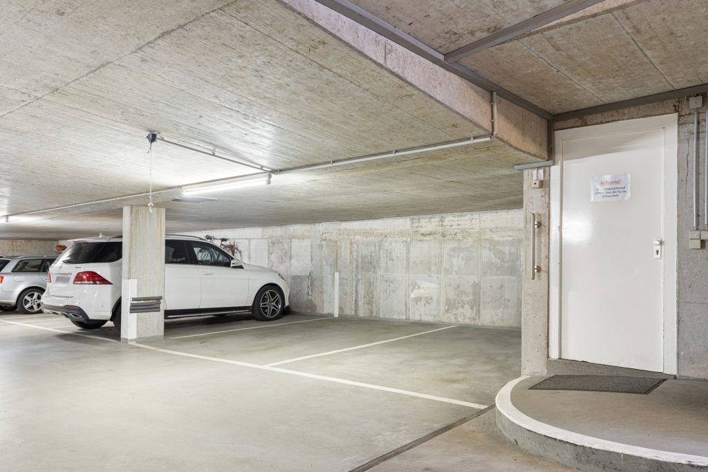 HUST Immobilien GmbH & Co. KG - Immobilienangebot - Baden-Baden - Alle - Exklusive & großzügige 3 Zimmer-Whg. in prominenter Lage in Baden-Baden! Mit Aufzug & TG-Stellplatz!