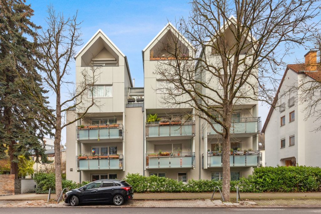 HUST Immobilien GmbH & Co. KG - Immobilienangebot - Karlsruhe / Beiertheim-Bulach - Alle - 4-Zimmer-Wohnung im Erdgeschoss mit Terrasse und Tiefgaragenstellplatz