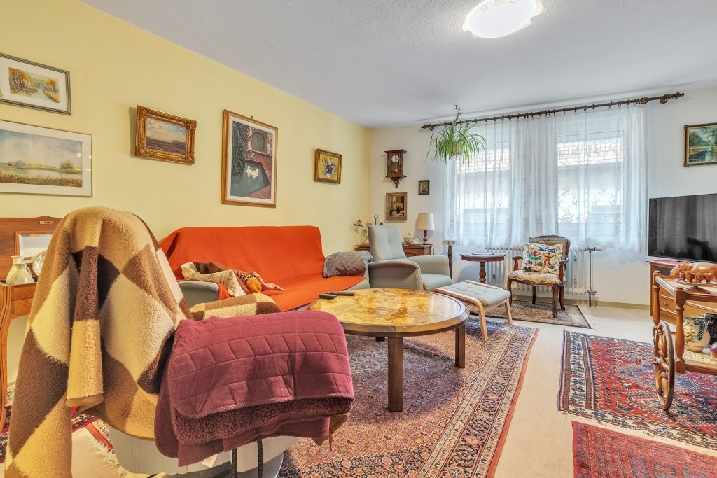HUST Immobilien GmbH & Co. KG - Immobilienangebot - Ettlingen - Alle - 4-Zimmer-Wohnung in Altstadt Lage – Attraktive Kapitalanlage mit langjähriger Vermietung