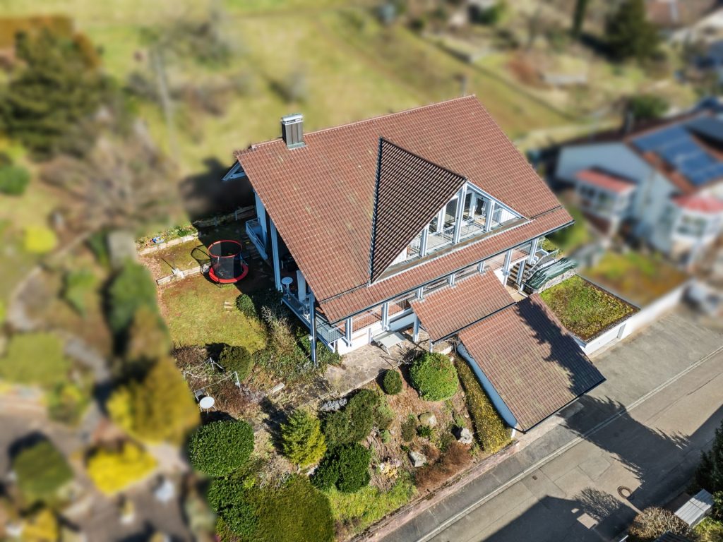 HUST Immobilien GmbH & Co. KG - Immobilienangebot - Gaggenau - Alle - Dreifamilienhaus in Gaggenau - 100% vermietet und mit sensationeller Aussicht