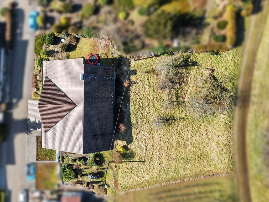 HUST Immobilien GmbH & Co. KG - Immobilienangebot - Gaggenau - Alle - Dreifamilienhaus in Gaggenau - 100% vermietet und mit sensationeller Aussicht