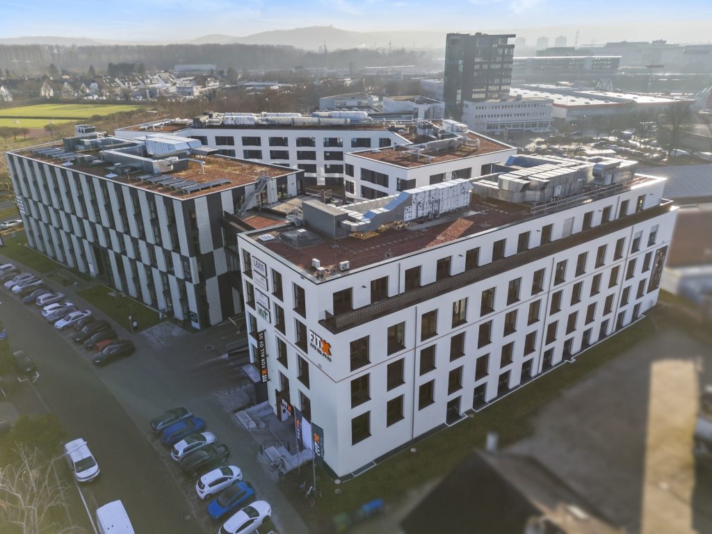 HUST Immobilien GmbH & Co. KG - Immobilienangebot - Karlsruhe - Alle - Erstklassiges Mixed-Use-Areal mit ESG-Zertifizierung und langfristigem WALT in strategisch gefragter Lage