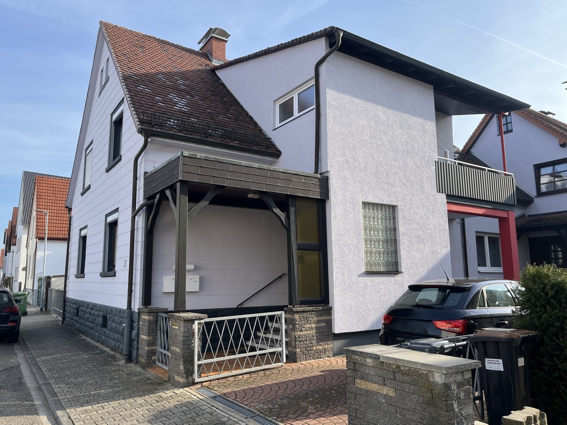HUST Immobilien GmbH & Co. KG - Immobilienangebot - Rheinstetten / Mörsch - Alle - Zur Miete: Großzügige 4-Zimmer-Maisonette-Wohnung mit Balkon – ab 01.04.2025 verfügbar!