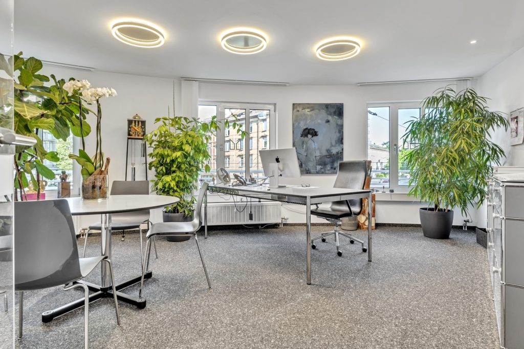 HUST Immobilien GmbH & Co. KG - Immobilienangebot - Karlsruhe - Alle - Sale-and-Lease-back mit TOP-Bonität und 10 Jahre Mietgarantie - Büro in A-Lage zum Verkauf