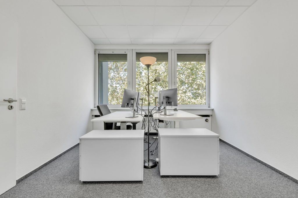 HUST Immobilien GmbH & Co. KG - Immobilienangebot - Karlsruhe - Alle - Flexible Büronutzung – Halbe Etage oder ganze Etage – hier entscheiden Sie!