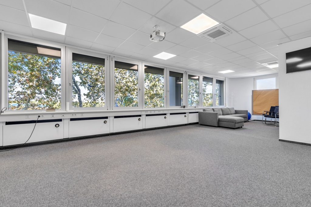 HUST Immobilien GmbH & Co. KG - Immobilienangebot - Karlsruhe - Alle - Flexible Büronutzung – Halbe Etage oder ganze Etage – hier entscheiden Sie!