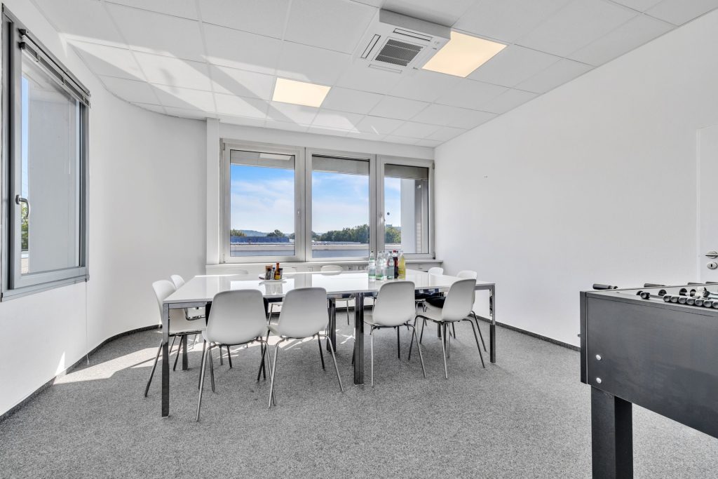 HUST Immobilien GmbH & Co. KG - Immobilienangebot - Karlsruhe - Alle - Flexible Büronutzung – Halbe Etage oder ganze Etage – hier entscheiden Sie!