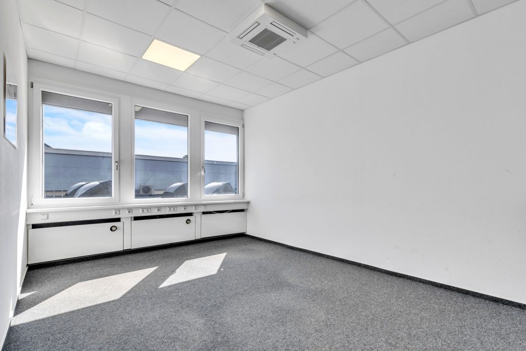 HUST Immobilien GmbH & Co. KG - Immobilienangebot - Karlsruhe - Alle - Flexible Büronutzung – Halbe Etage oder ganze Etage – hier entscheiden Sie!