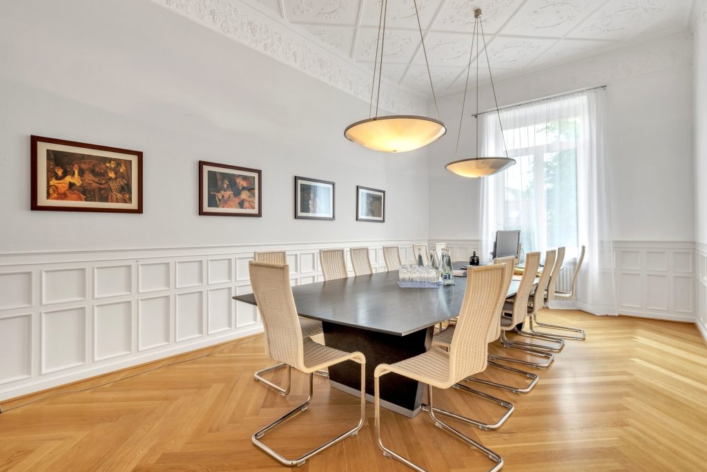 HUST Immobilien GmbH & Co. KG - Immobilienangebot - Karlsruhe - Alle - Rarität in zentraler Lage – zwei Büroetagen mit Charakter