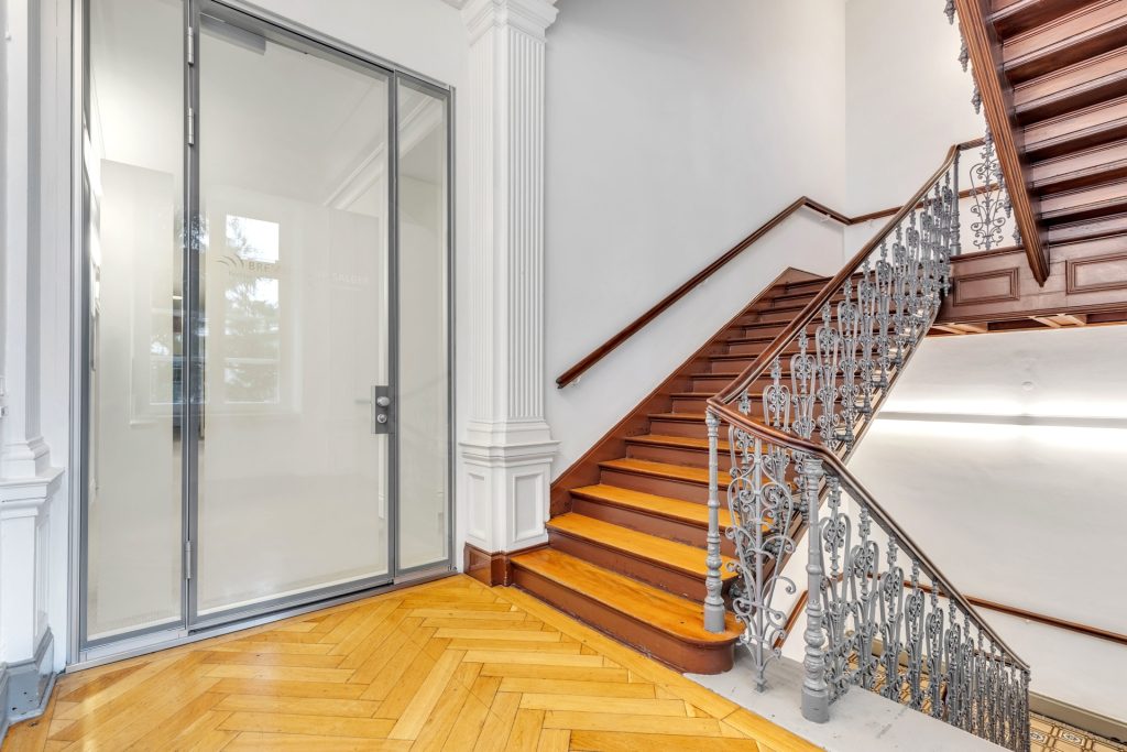 HUST Immobilien GmbH & Co. KG - Immobilienangebot - Karlsruhe - Alle - Rarität in zentraler Lage – zwei Büroetagen mit Charakter