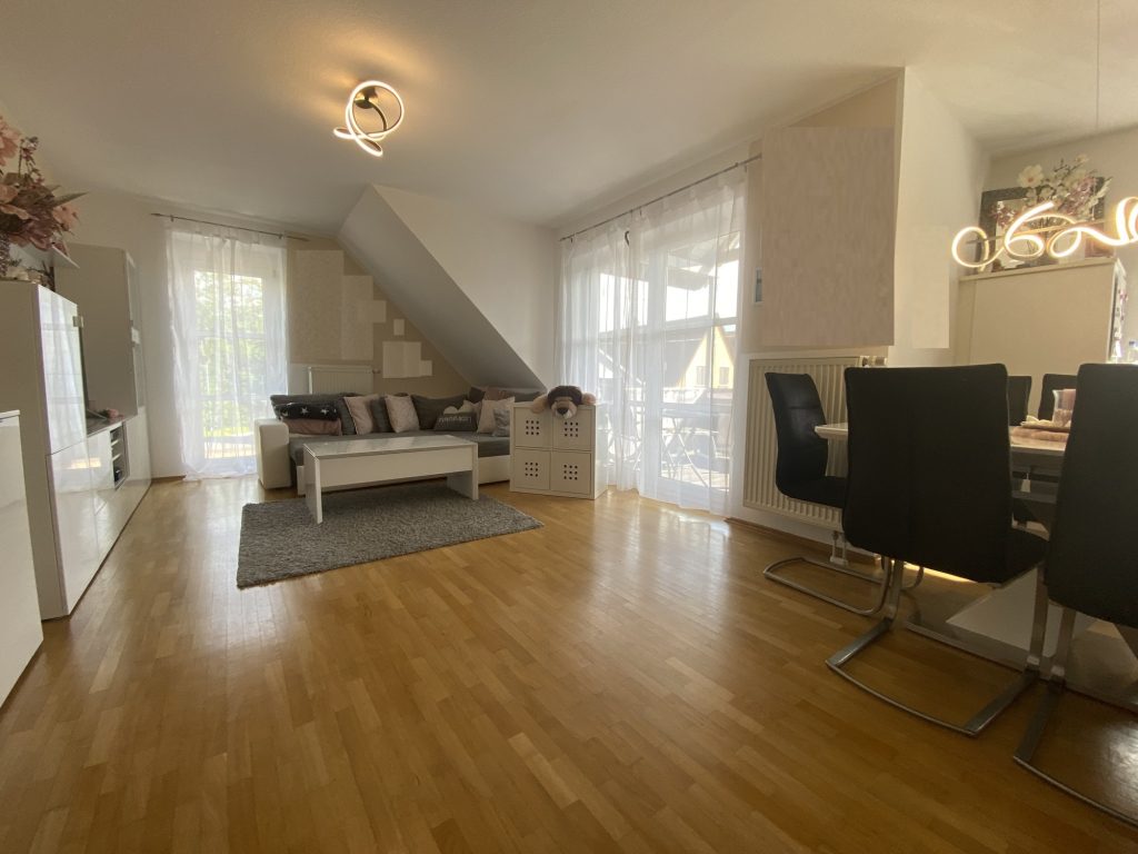 HUST Immobilien GmbH & Co. KG - Immobilienangebot - Karlsruhe / Daxlanden - Alle - Kapitalanleger und Eigennutzer aufgepasst! Gepflegtes Mehrfamilienhaus mit 3 Einheiten in Daxlanden!