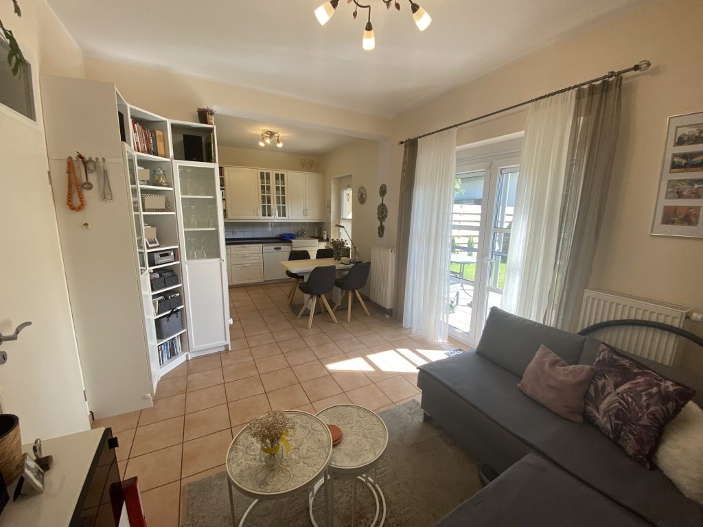 HUST Immobilien GmbH & Co. KG - Immobilienangebot - Karlsruhe / Daxlanden - Alle - Kapitalanleger und Eigennutzer aufgepasst! Gepflegtes Mehrfamilienhaus mit 3 Einheiten in Daxlanden!