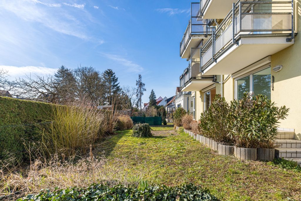 HUST Immobilien GmbH & Co. KG - Immobilienangebot - Stutensee / Blankenloch - Alle - Großzügige 4-Zimmer-Wohnung mit Garten, zwei Balkonen und sofortigem Einzugsgefühl!