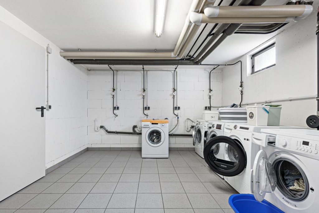 HUST Immobilien GmbH & Co. KG - Immobilienangebot - Stutensee / Blankenloch - Alle - Großzügige 4-Zimmer-Wohnung mit Garten, zwei Balkonen und sofortigem Einzugsgefühl!