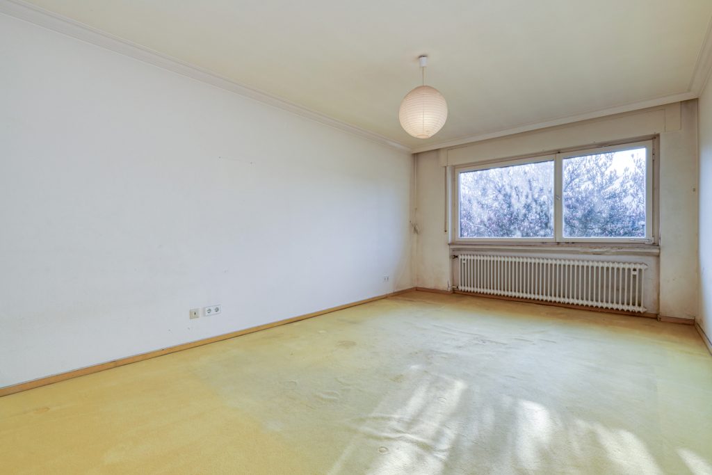 HUST Immobilien GmbH & Co. KG - Immobilienangebot - Baden-Baden / Oberbeuern - Alle - Renovierungsbedürftiges Reihenmittelhaus mit viel Potenzial in Oberbeuern