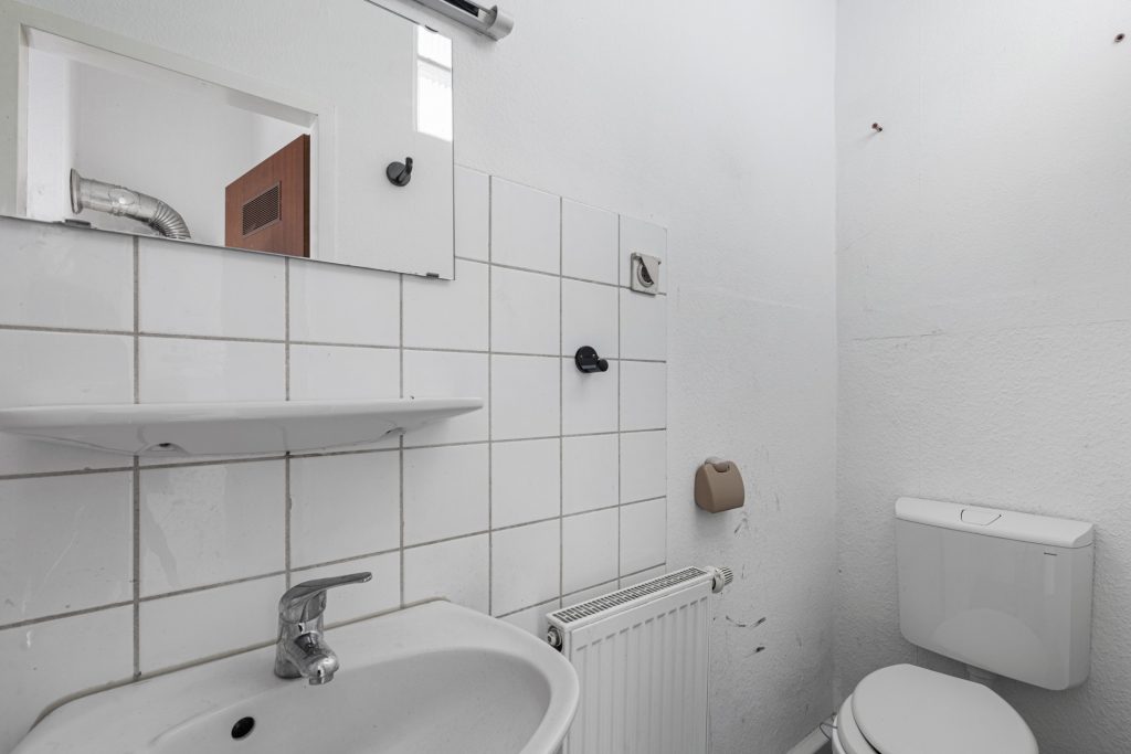 HUST Immobilien GmbH & Co. KG - Immobilienangebot - Karlsruhe - Alle - Leerstehendes 10-Familienhaus in der Südweststadt