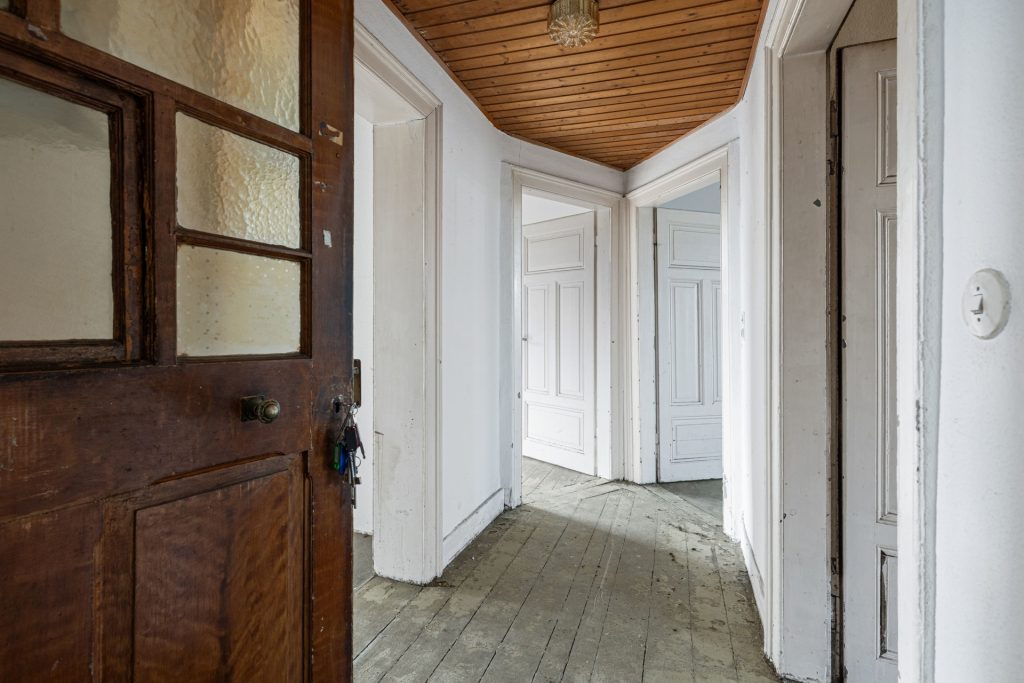 HUST Immobilien GmbH & Co. KG - Immobilienangebot - Karlsruhe - Alle - Leerstehendes 10-Familienhaus in der Südweststadt
