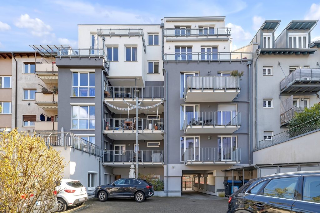 HUST Immobilien GmbH & Co. KG - Immobilienangebot - Karlsruhe - Alle - Exklusives Innenstadt-Penthouse mit 5 Terrassen und 2 Kfz-Stellplätzen