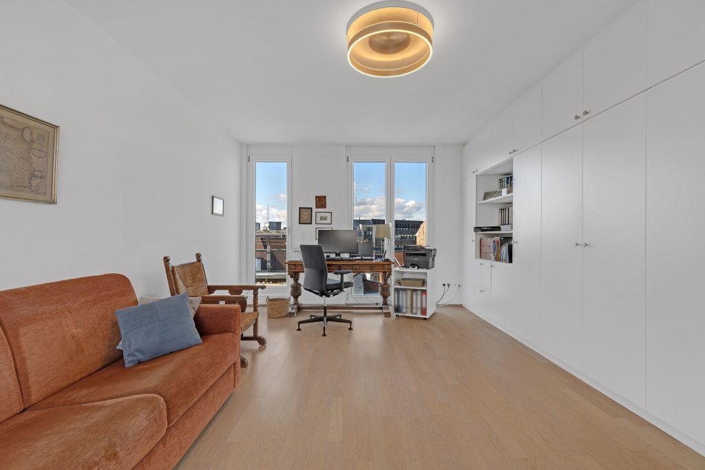HUST Immobilien GmbH & Co. KG - Immobilienangebot - Karlsruhe - Alle - Exklusives Innenstadt-Penthouse mit 5 Terrassen und 2 Kfz-Stellplätzen