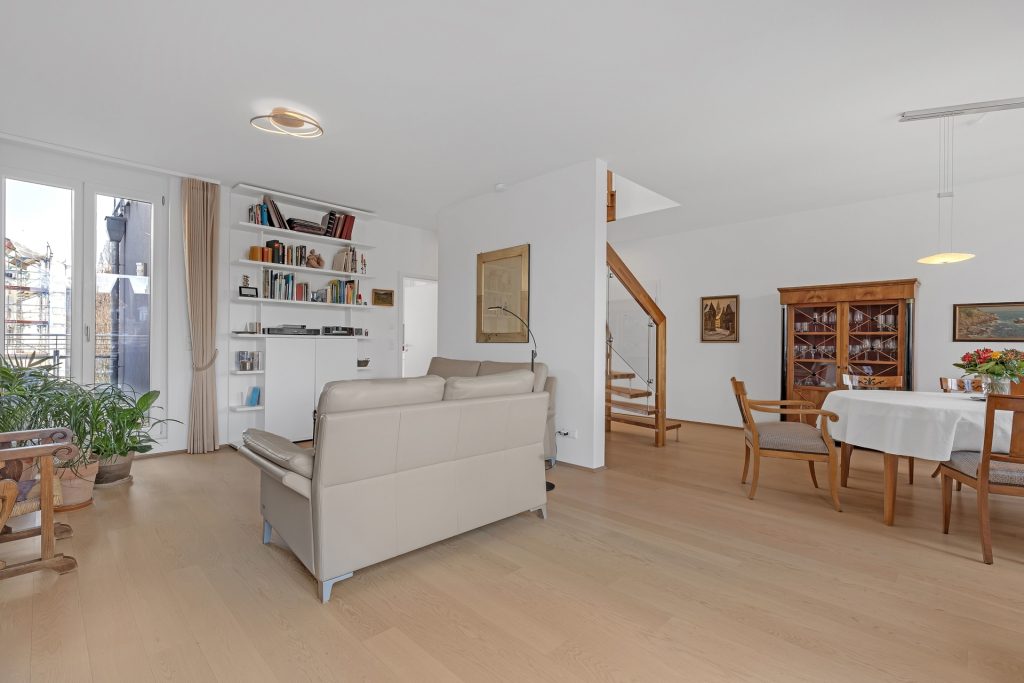 HUST Immobilien GmbH & Co. KG - Immobilienangebot - Karlsruhe - Alle - Exklusives Innenstadt-Penthouse mit 5 Terrassen und 2 Kfz-Stellplätzen