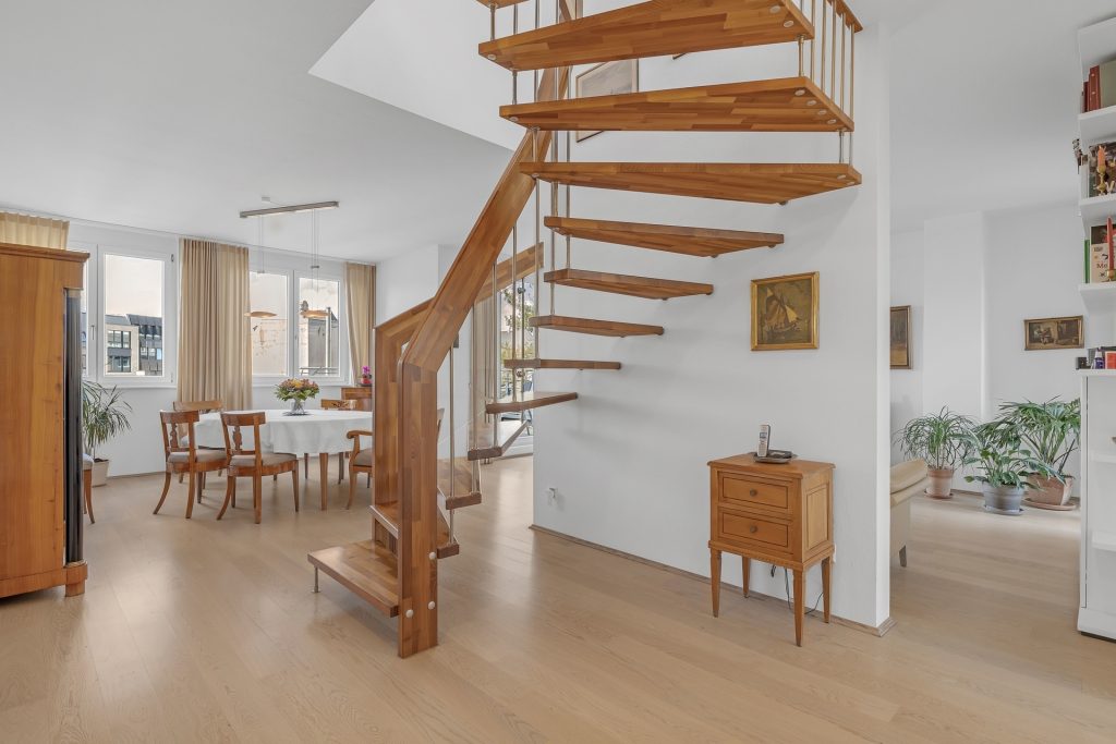 HUST Immobilien GmbH & Co. KG - Immobilienangebot - Karlsruhe - Alle - Exklusives Innenstadt-Penthouse mit 5 Terrassen und 2 Kfz-Stellplätzen