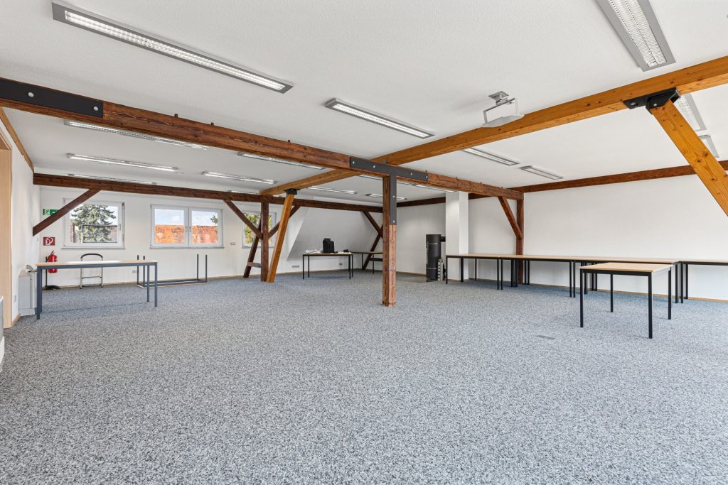 HUST Immobilien GmbH & Co. KG - Immobilienangebot - Stutensee / Friedrichstal - Alle - 2 in 1 - Zwei Gebäude mit separaten Grundstücken und Entwicklungspotenzial für Visionäre