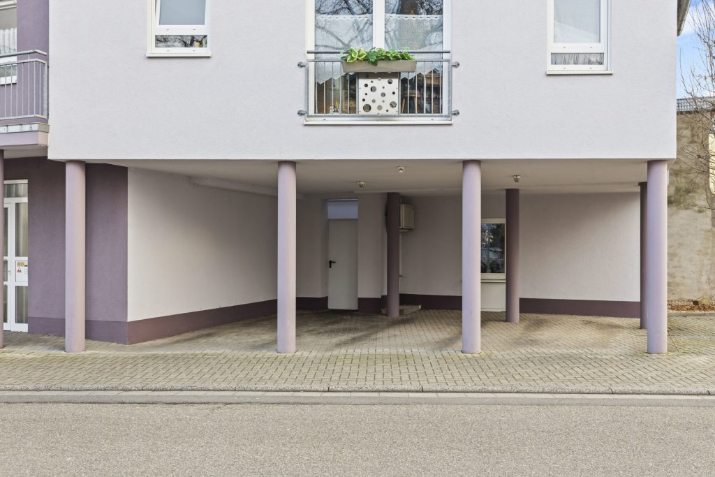HUST Immobilien GmbH & Co. KG - Immobilienangebot - Jockgrim - Alle - Helle 3-Zimmer Wohnung mit 2 Balkonen und Stellplatz - sofort bezugsfrei