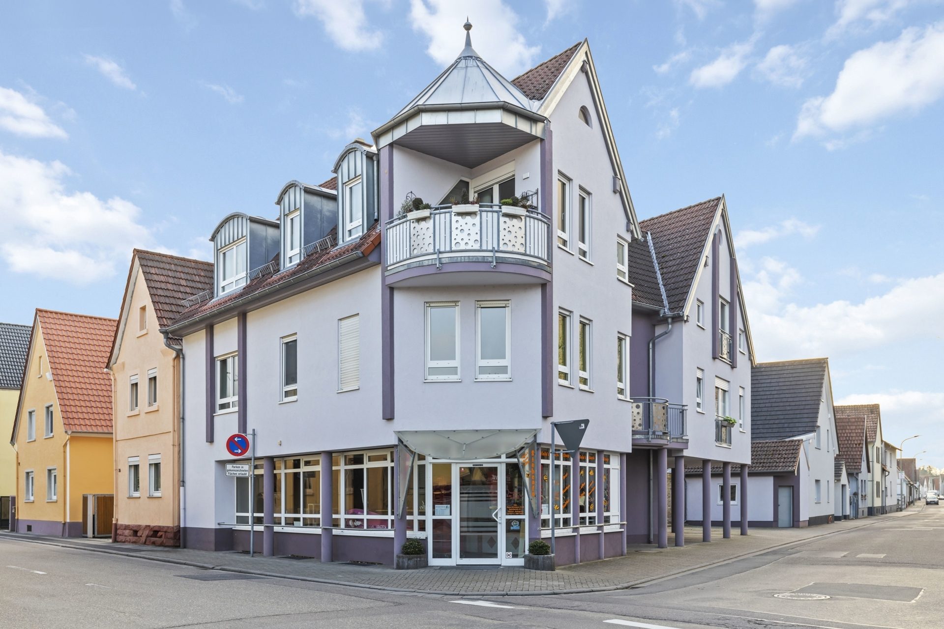 HUST Immobilien GmbH & Co. KG - Immobilienangebot - Jockgrim - Alle - Helle 3-Zimmer Wohnung mit 2 Balkonen und Stellplatz - sofort bezugsfrei