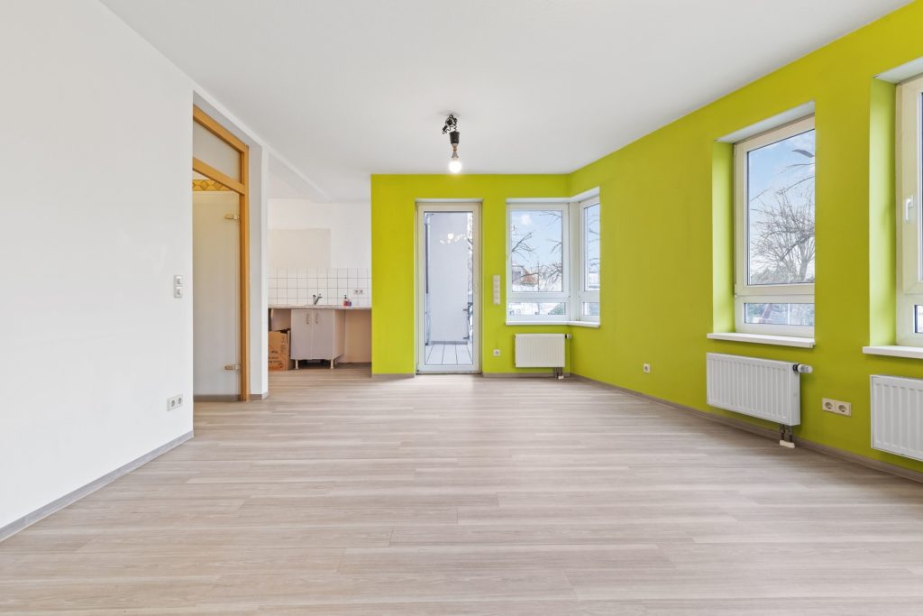 HUST Immobilien GmbH & Co. KG - Immobilienangebot - Jockgrim - Alle - Helle 3-Zimmer Wohnung mit 2 Balkonen und Stellplatz - sofort bezugsfrei