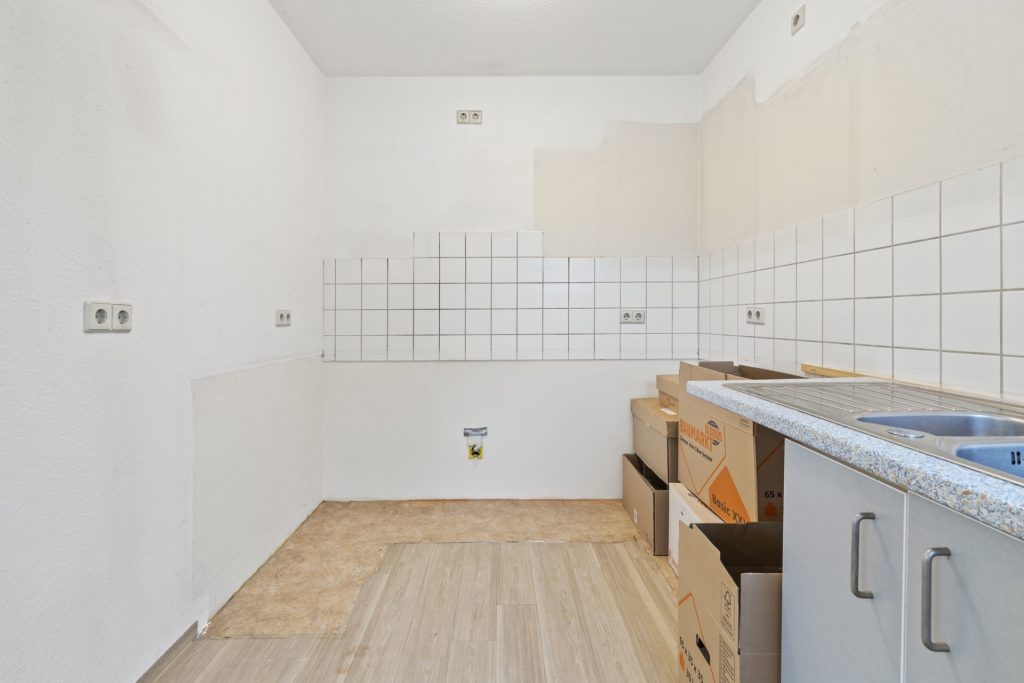 HUST Immobilien GmbH & Co. KG - Immobilienangebot - Jockgrim - Alle - Helle 3-Zimmer Wohnung mit 2 Balkonen und Stellplatz - sofort bezugsfrei