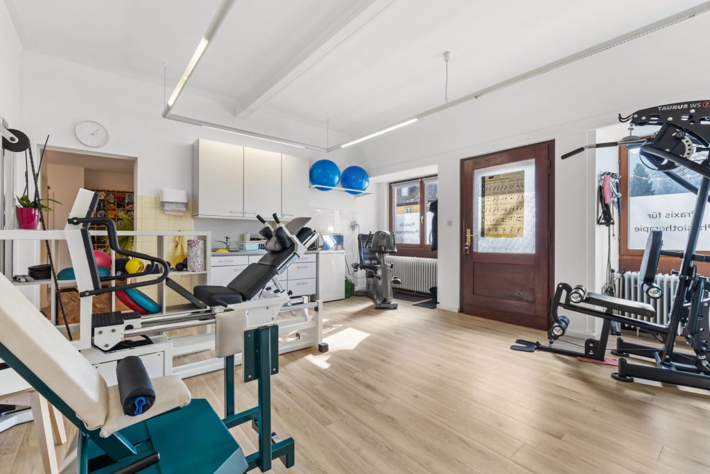 HUST Immobilien GmbH & Co. KG - Immobilienangebot - Baden-Baden - Alle - Sofort bezugsfrei! Mehr als nur vier Wände: Lebensraum mit Perspektive / Ooswinkel