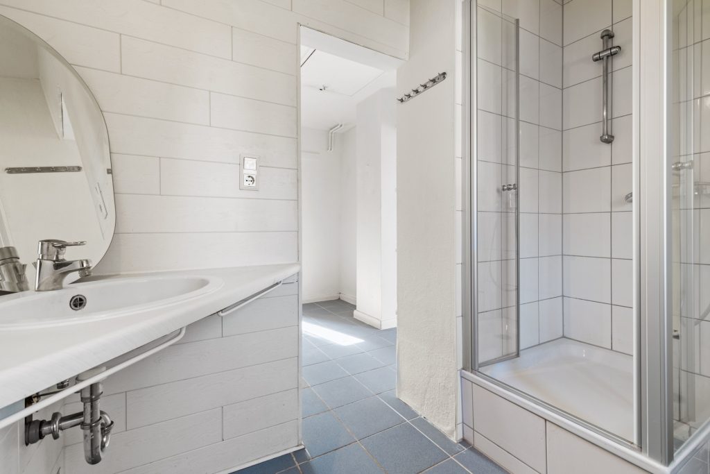 HUST Immobilien GmbH & Co. KG - Immobilienangebot - Baden-Baden - Alle - Sofort bezugsfrei! Mehr als nur vier Wände: Lebensraum mit Perspektive / Ooswinkel